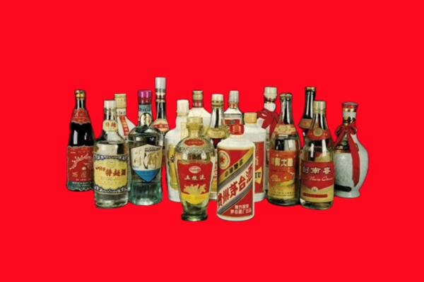 郑州回收十八老酒.jpg